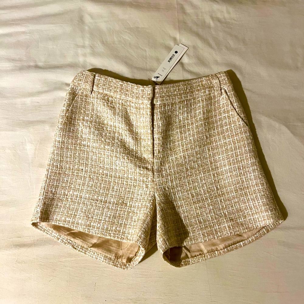Never worn AQUA tweed shorts size M new with tag